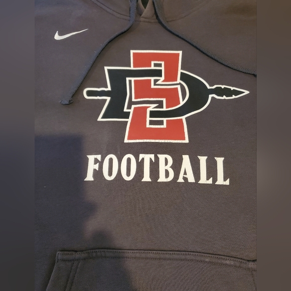 Nike Pullover Hoodie - Picture 3 of 7